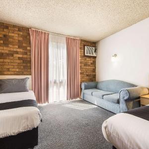 Standard Triple Room - Non-Smoking