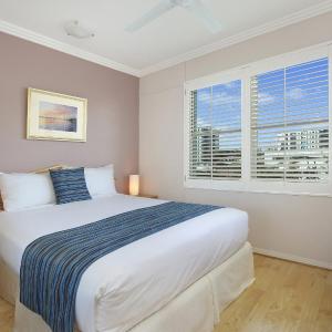 Three-Bedroom Penthouse Apartment - Partial Views