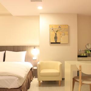 Superior Quadruple Room (No Window)