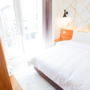 Superior City View (Double Bed)
