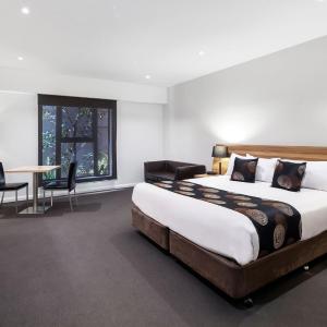 King Executive Suite