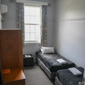 Twin Room with Private Bathroom