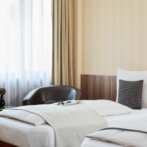 Business Plus Double/Twin Apartment - Long Stay