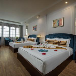 Family Suite with Balcony