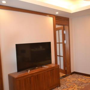 Suite with City View