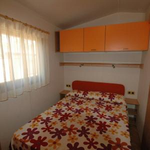 Mobile Home (3 Adults)