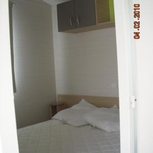 Three-Bedroom Mobile Home (6 Adults)