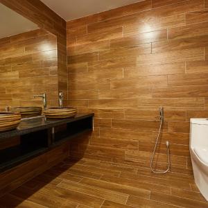 King Suite with Spa Bath