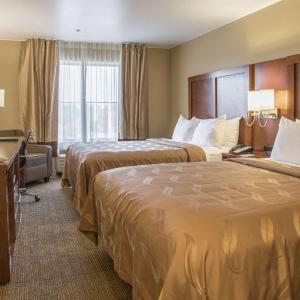 Queen Room with Two Queen Beds - Non-Smoking