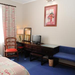 Twin Room with Bath