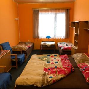 Quadruple Room with Shared Bathroom