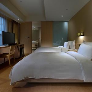 Standard Twin Room with Sofa