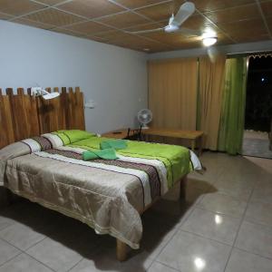 Queen Room with Garden View