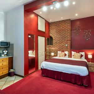 Deluxe Double Room with Extra Bed