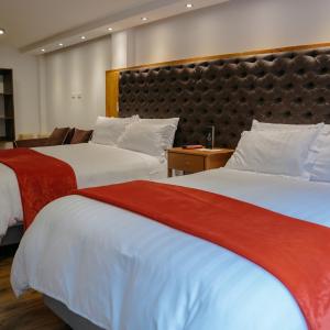 Standard Queen Room with Two Queen Beds