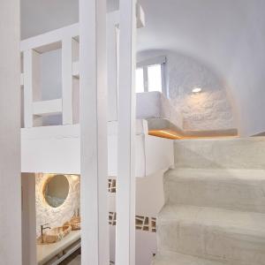Grand Maisonette with Outdoor Hot Tub & Sea View