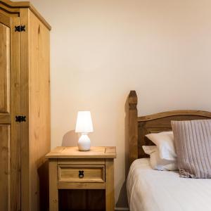 Superior Twin Room with No Window