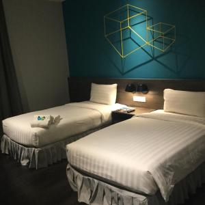 Deluxe Double or Twin Room