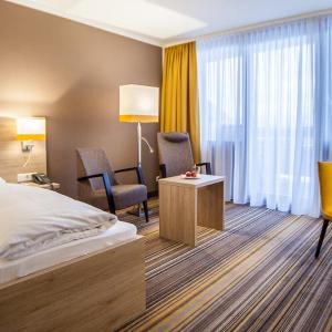 Double Room with Lake View