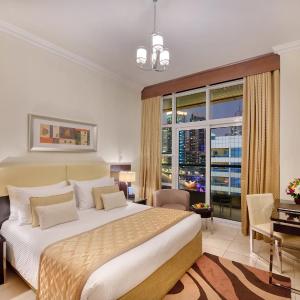 Premier One-Bedroom Apartment with Free Beach Transfer 