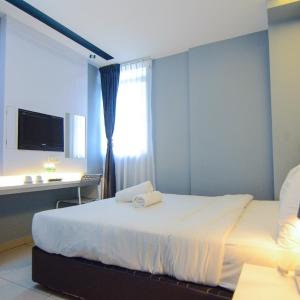 Deluxe Room with Window