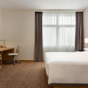 King Room with Sofa Bed