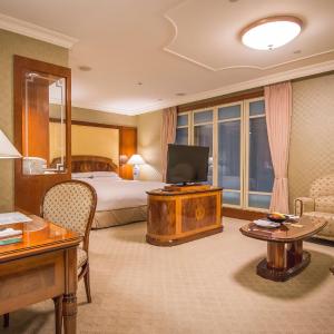 Superior Suite