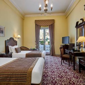 Square Side Sea View Room