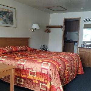 King Room with Kitchenette