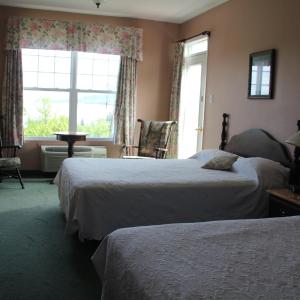 Quadruple Room with Balcony