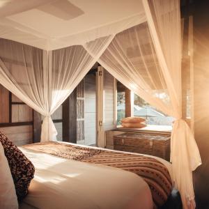 Wantilan Deluxe Suite with Ocean View