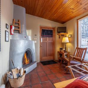 Two-Bedroom Queen Suite - Dreamcatcher