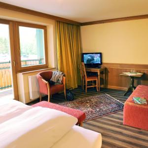 Double or Twin Room with Balcony