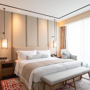 Executive King Suite - Non-Smoking