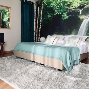 Suite with Hot Tub