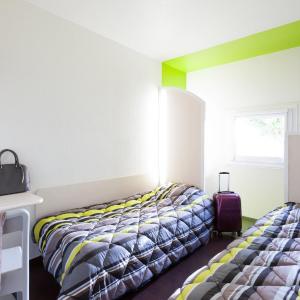 Standard Twin Room with Two Twin Beds