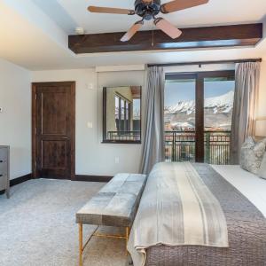 One Bedroom Residence Connecting