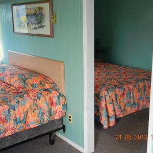 Queen Room with Two Queen Beds and Kitchen