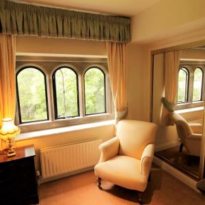 Main House - Family Suite - Large Double or Twin plus Single Room (No Pets)