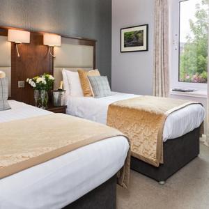 Twin Room with Private External Bathroom