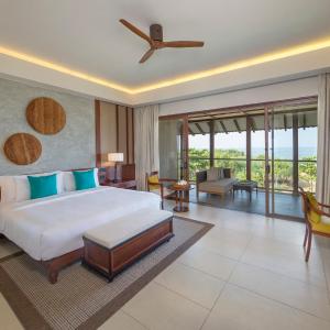 Deluxe Ocean View Room