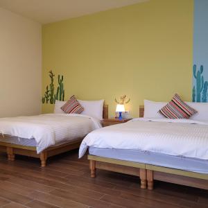Quadruple Room with Mountain View