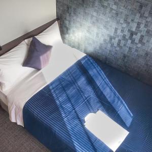 Single Room - Non-Smoking - Small Dog Friendly