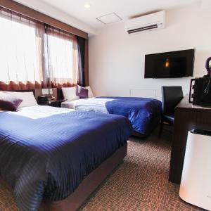 Twin Room - Disability Access - Non-Smoking