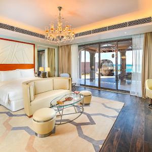 Royal Seafront Four-Bedroom Villa- 930 sqm | Private Pool, Jacuzzi, Garden & Butler