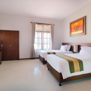 Superior Double or Twin Room with Extra Bed