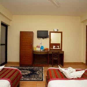 Deluxe Triple Room with Balcony