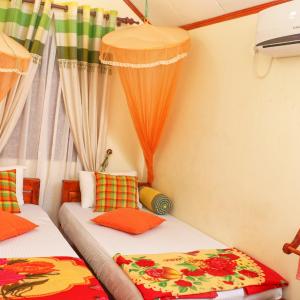 Deluxe Double Room with Fan without Hot Water