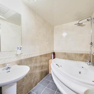 Double Room with Spa Bath