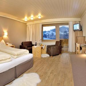 Standard Family Room
